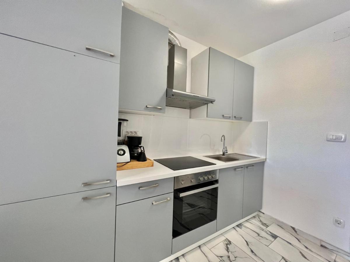 Apartmani Ana Dramalj Esterno foto