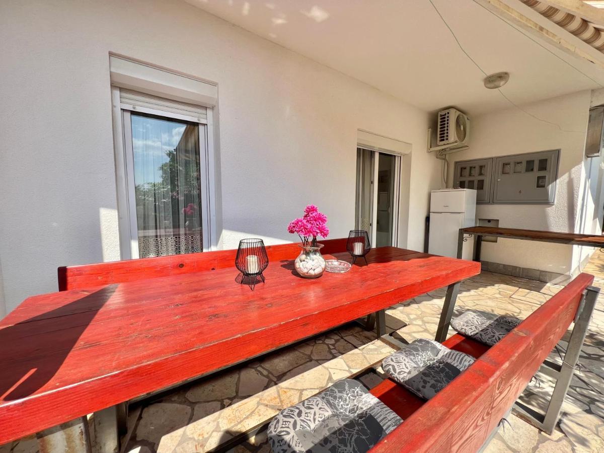 Apartmani Ana Dramalj Esterno foto