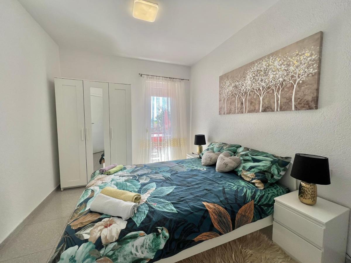 Apartmani Ana Dramalj Esterno foto
